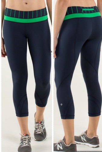 Lululemon Run Inspire Crop II Tasche Netzeinsatz Gr. 10 marineblau Tintenfass Leggings