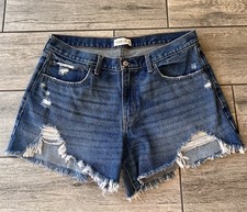 Abercrombie  Fitch Women's Mid-Rise Boyfriend Denim Shorts 32/14 Distressed EUC