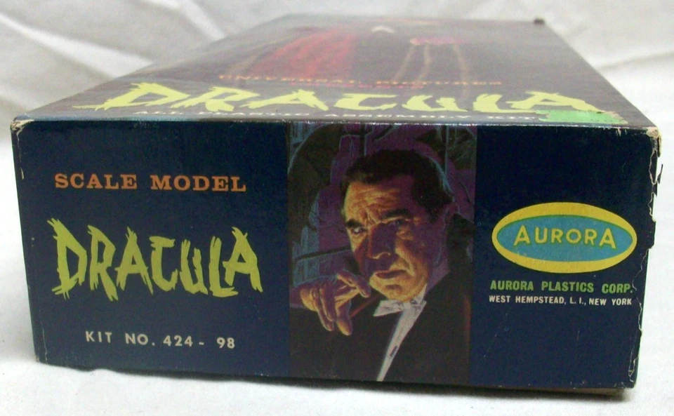 NIB Original 1962 Dracula Scale Model Kit Aurora No 424-98 Universal Pictures - Image 3 of 4