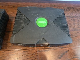 Xbox Original Console Lot Of 4 For Parts Or Repair - Read Description