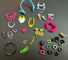 Monster High Replacement Accessory 36 pc Lot Draculaura Venus McFlytrap Jewelry