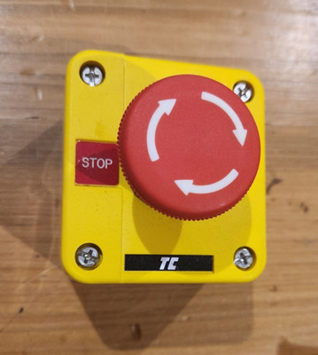 C&S Electric RC-1PYBS542 E-Stop Control Station Box 22MM