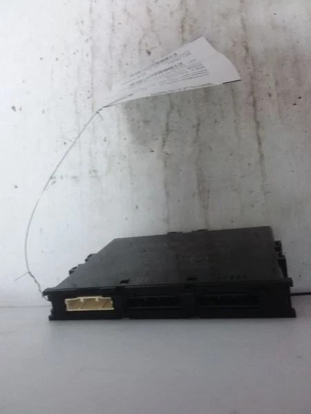 Módulo de controle de chave inteligente com bloqueio de roubo compatível com 16-17 LEXUS NX200T 89990-78070 - Imagem 2 de 4