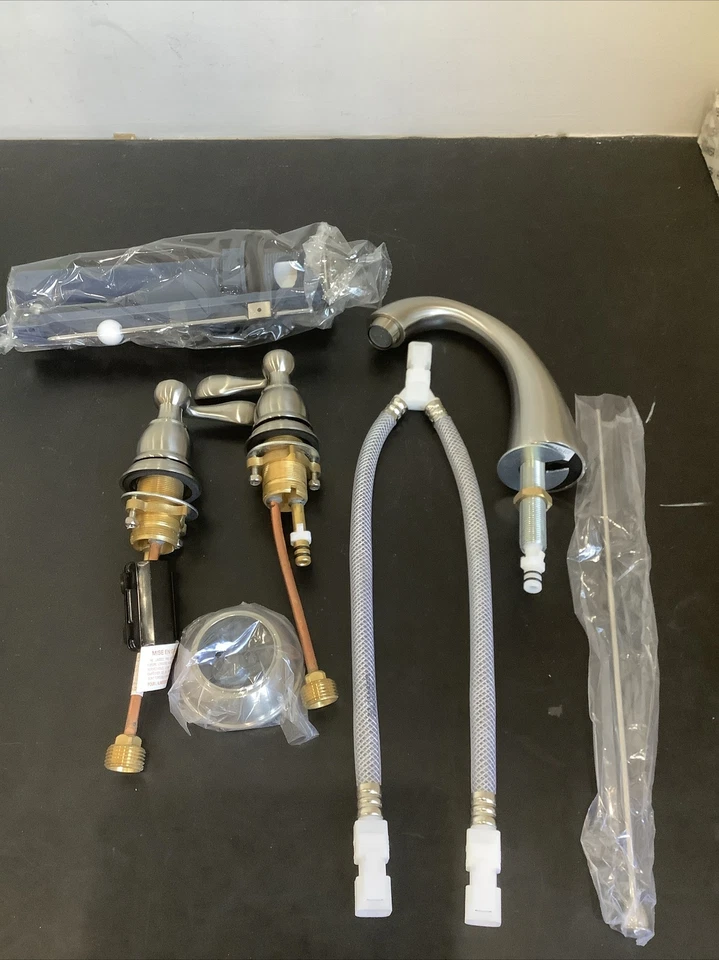 Torneira de banheiro Delta Windermere níquel escovado 35996LF - Imagem 2 de 4