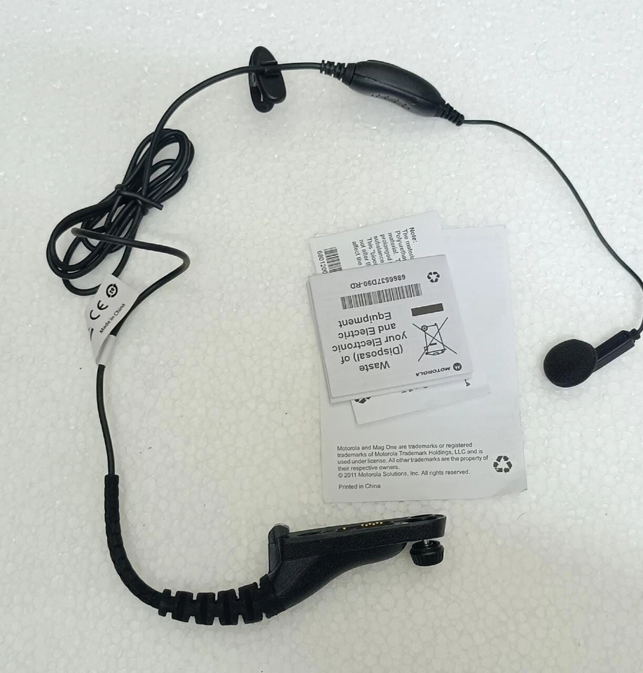 Motorola  PMLN6069A EARBUD W INLINE MIC PTT MAGONE free delivery - Image 2 of 4