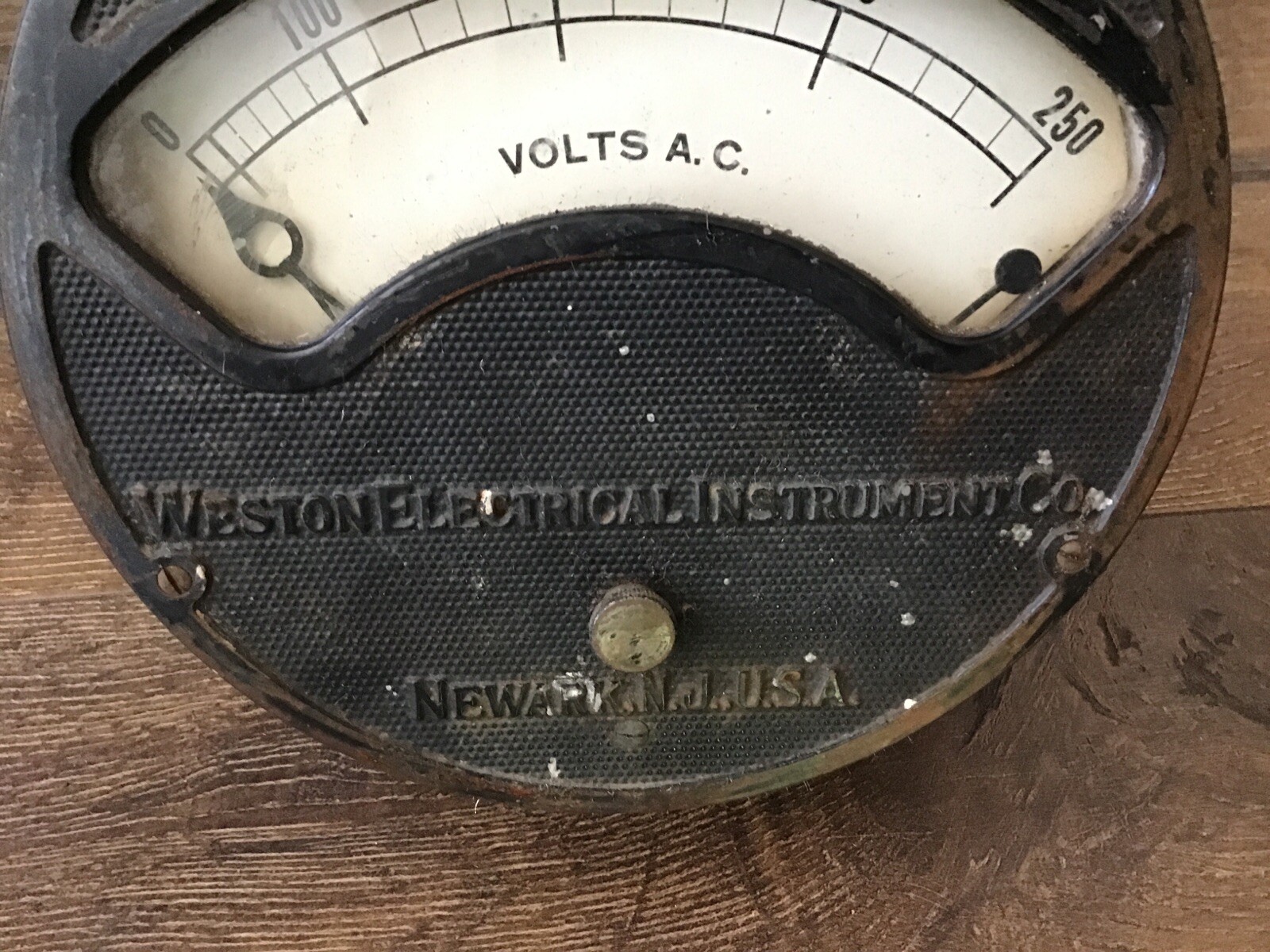 Antique WESTON ELECTRICAL INSTRUMENT Co Large Volts Gauge NEWARK NJ USA