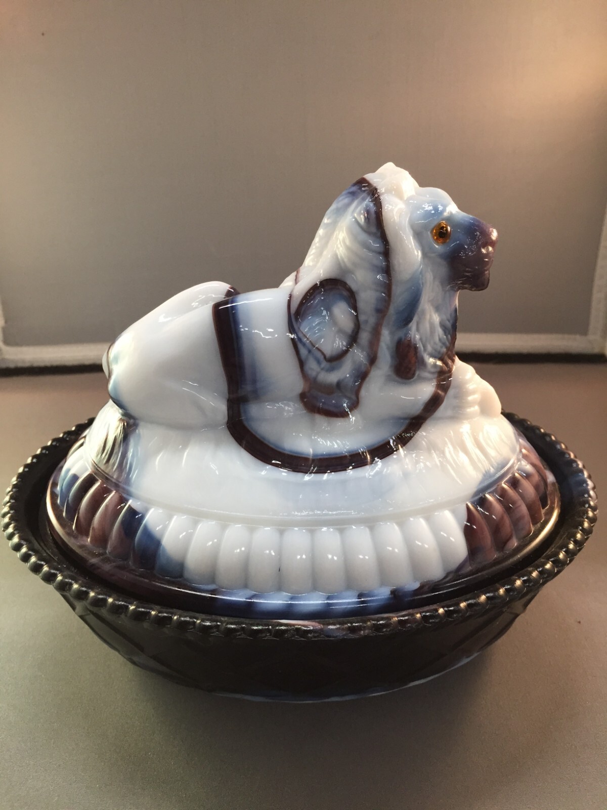 Vintage 7 1/4 Inch Westmoreland Rosso Lion on Nest Purple White Slag Glass