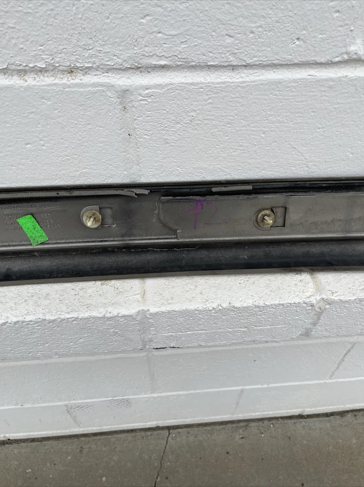 Chevy GMC S15 JIMMY Lower Tailgate TRIM MOULDING Genuine OEM 15721129 GRAY OEM - Image 4 of 4