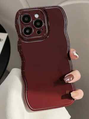 Mulberry Red Wavy Edge Handyhülle für iPhone Serie 16 15 14 13 12 11 Edition