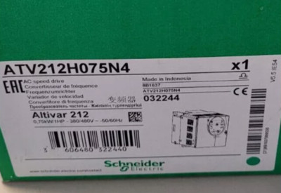 New In Box Schneider ATV212H075N4