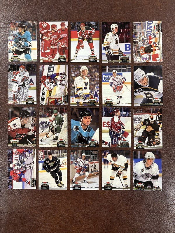Topps 1992 Stadium Club Hockey Cards. 20 Card Lot of Series 1. Pack Fresh.