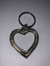SILVER TEXTURED HEART PENDANT KEYCHAIN