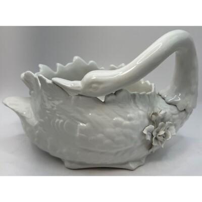 Vtg A. Z. Nove Dal. 1860 Italy Porcelain Swan W/ Raised Flowers