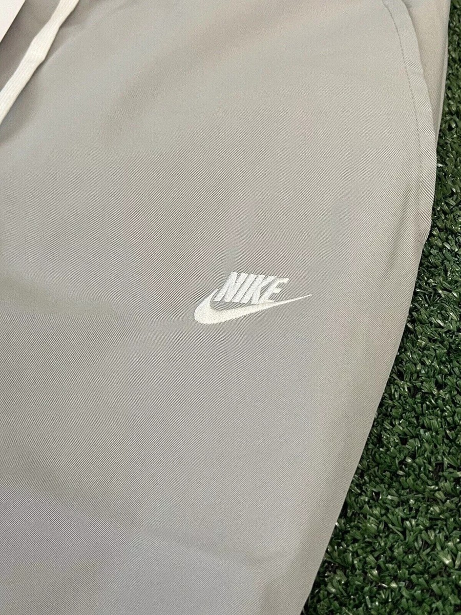 Nike Club Woven Tapered Leg Pants Standard Fit Grey Size L Nike Club Woven Tapered Leg Pants Standard Fit Grey Size L