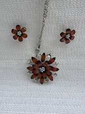 Brown Flower Earrings and Necklace Set