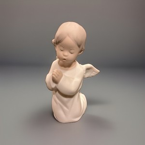 LLADRO Porcelain Matte Figurine Angel Praying #4538 MINT!  5th Maker’s Mark