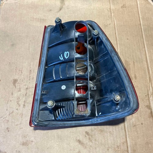 Conjunto de luz trasera izquierda mercedes-benz w124 wagon 1248204364 - Imagen 12 de 15