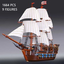 Lego Pirates: Ammiraglia Imperiale non costruito (10210) con 1664 pezzi. Mattoni generici