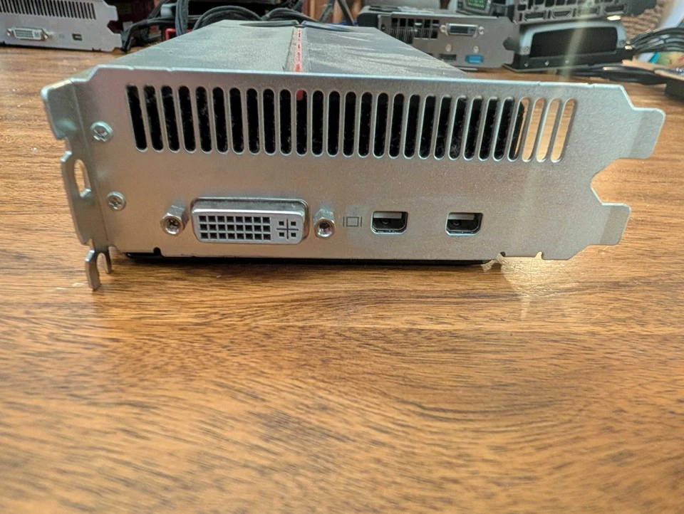 Apple ATI Radeon HD 5870 1GB GDDR5 SDRAM PCI Express x16 Graphic... - Image 3 of 3