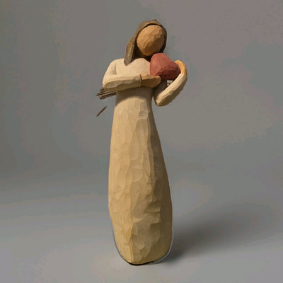 Willow Tree Angel of the Heart Resin Figurine by Susan Lordi Hand Painted 2000