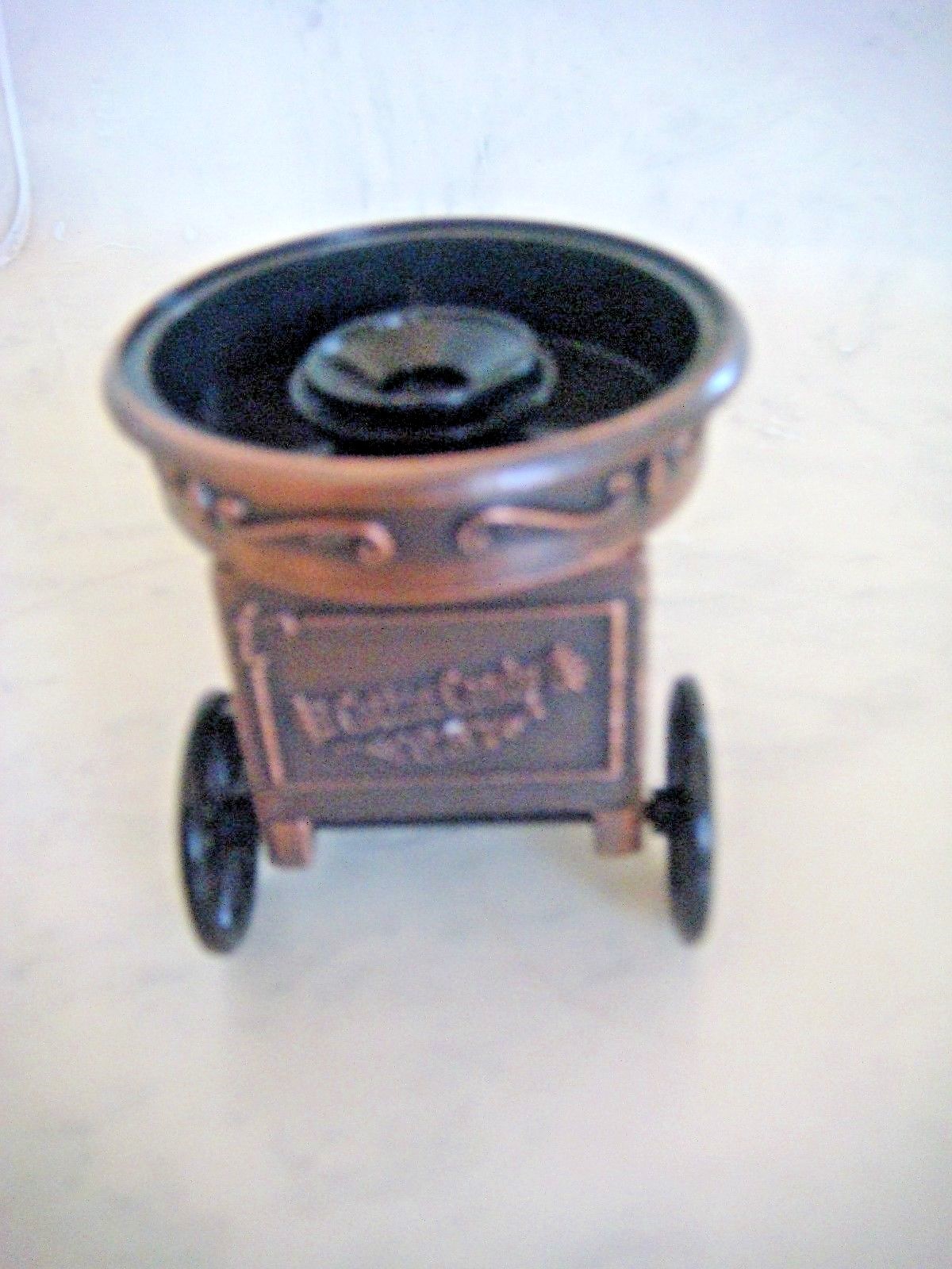 Picture 1 of 8