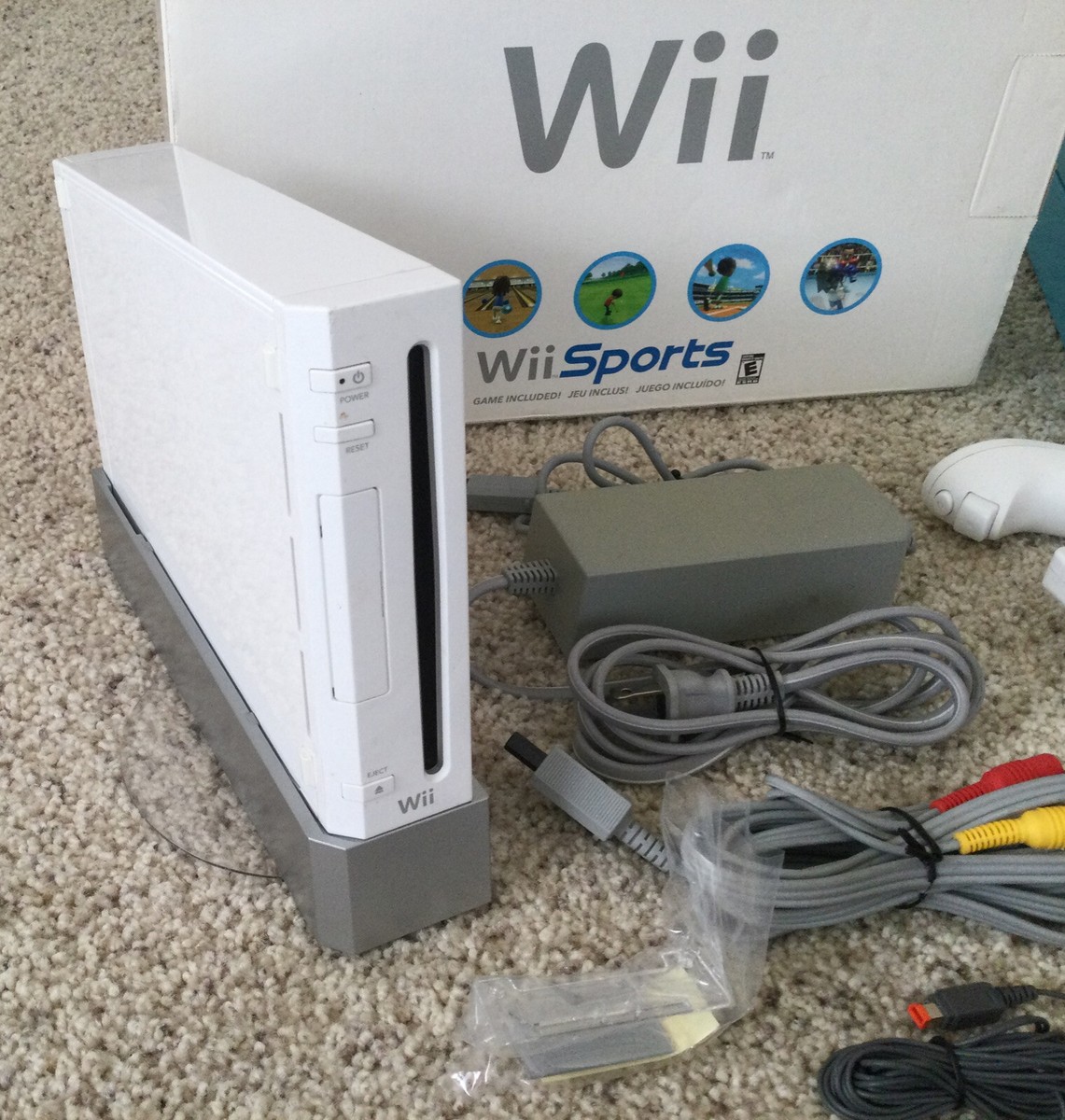 Nintendo 任天堂 Wii RVL-S-WA RVL-001 　ホワイト Nintendo Wii White Console System RVL-001 1 Controller