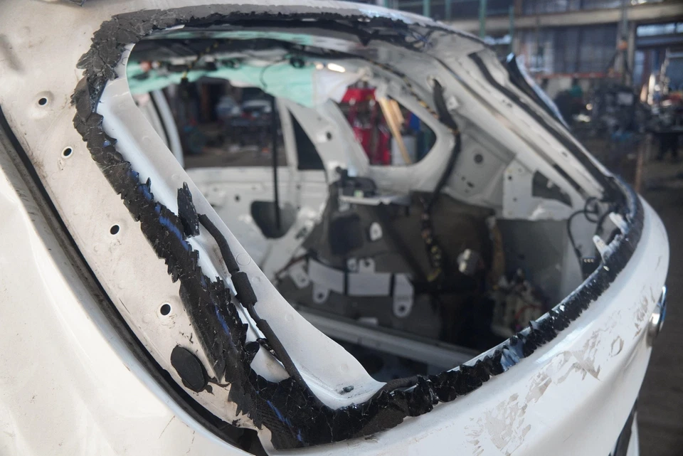 Rear Trunk Lid Lift Gate Upper Shell Panel 41007378121 BMW X5 F15 2014-18 *Note* Foto 2 de 4