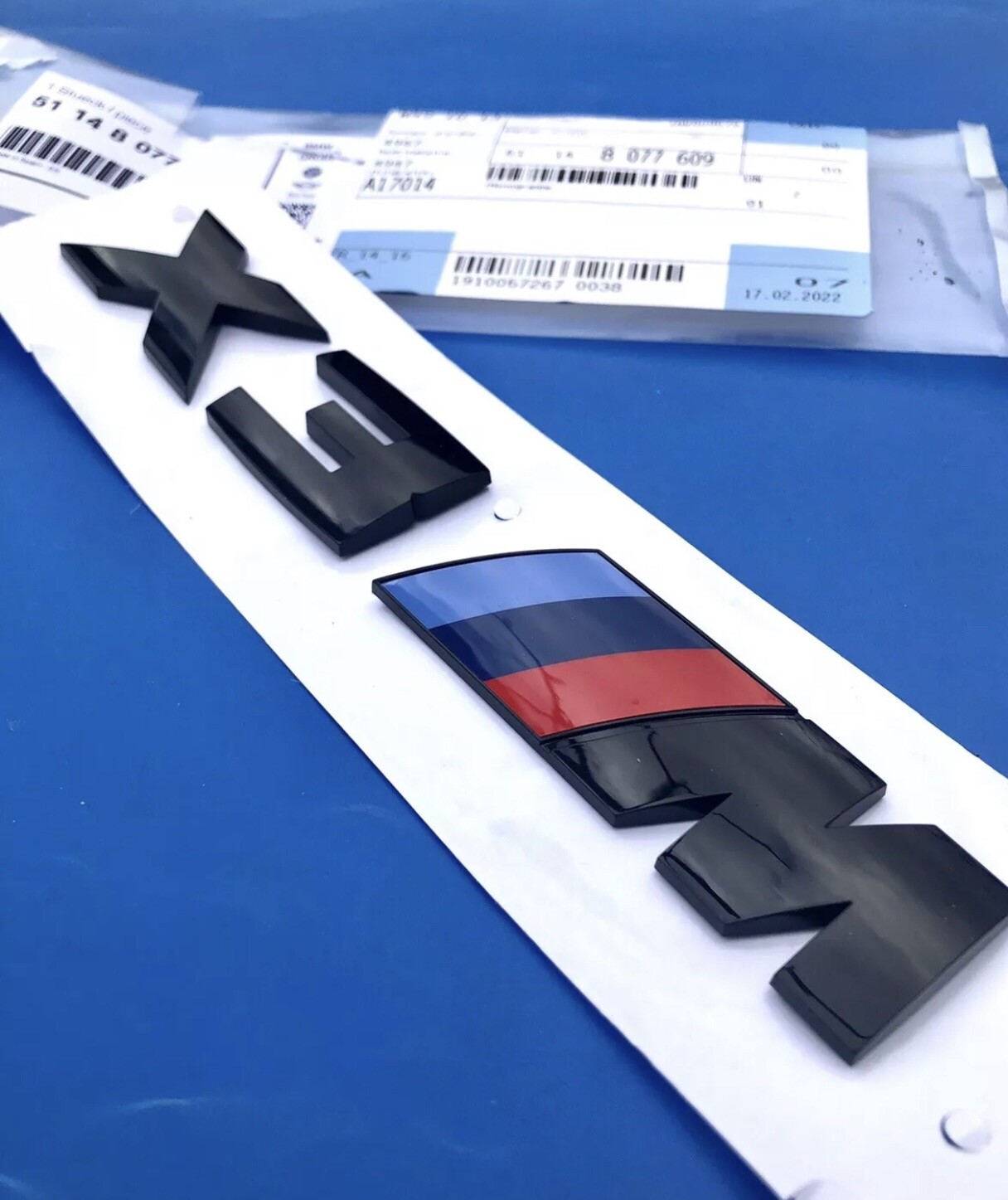 Logo BMW X3 M Competition noir piece authentique reference 51148077609