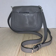 MARC JACOBS Empire City Gray Pebbled Leather Messenger Crossbody Saddle Bag 8x9