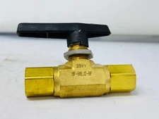 PARKER INSTRUMENTATION 8F-B8LJ2-BP Manual 2-Way Ball Valve 25VY Brass Open Box