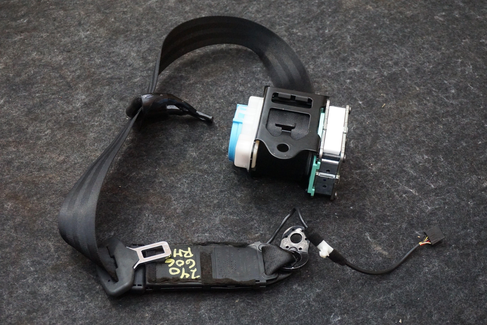 Front Right Passenger Seat Belt Assembly Black 423857706C Audi R8 Type 42 08-15