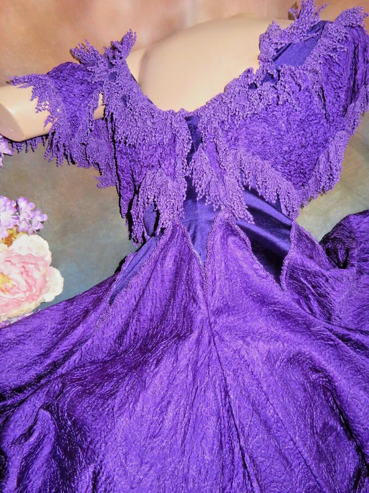 Couture Dress Carole Lee London Gallery Wearable Art Purple crinkle Silk corset - Image 2 of 4