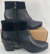 clarks women's emslie twist booties