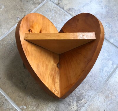 Vintage Country Cabin 9.5