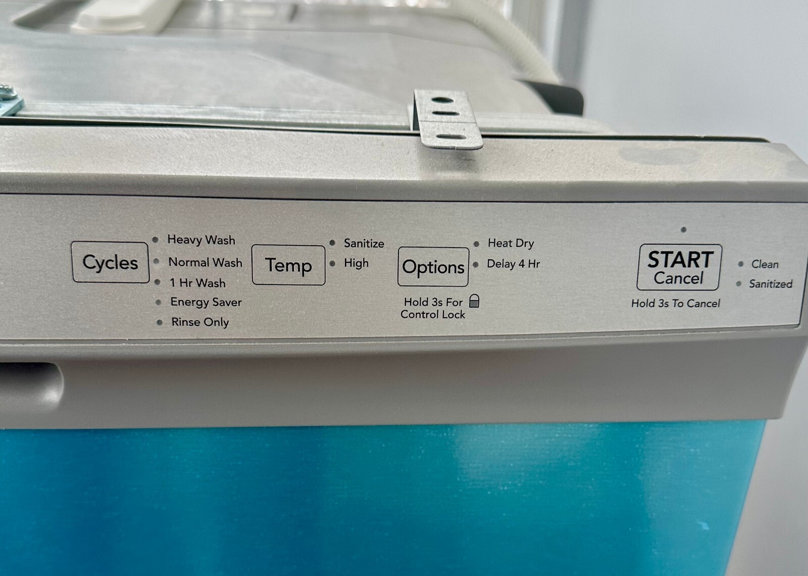 FRIGIDAIRE Stainless Steel Front Control Standard Dishwasher