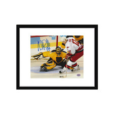 Andrew Raycroft Boston Bruins Autographed 8x10 Photo Art Print