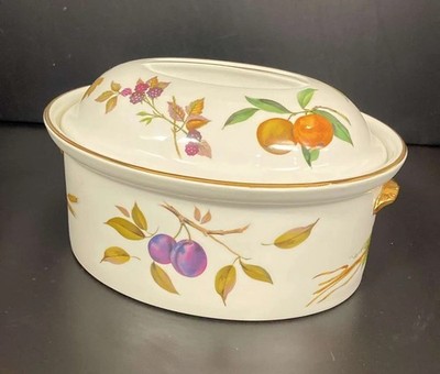 Royal Worcester Evesham Gold