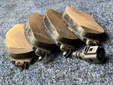 VW Golf R Mk7 Front Brake Pads - Less than 100 miles use