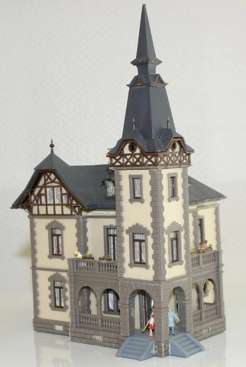 Faller 130364, alte repräsentative Villa Stadthaus mit Turm, H0, 1:87