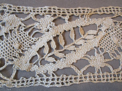 Vintage Blond Silk Handmade Bedfordshire Lace 94" x 3.50" wide