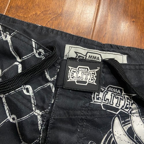 Pantaloncini MMA Elite Y2K Vintage Combat Fighting Board Teschi Nero Bianco Uomo XL - Foto 4 di 8