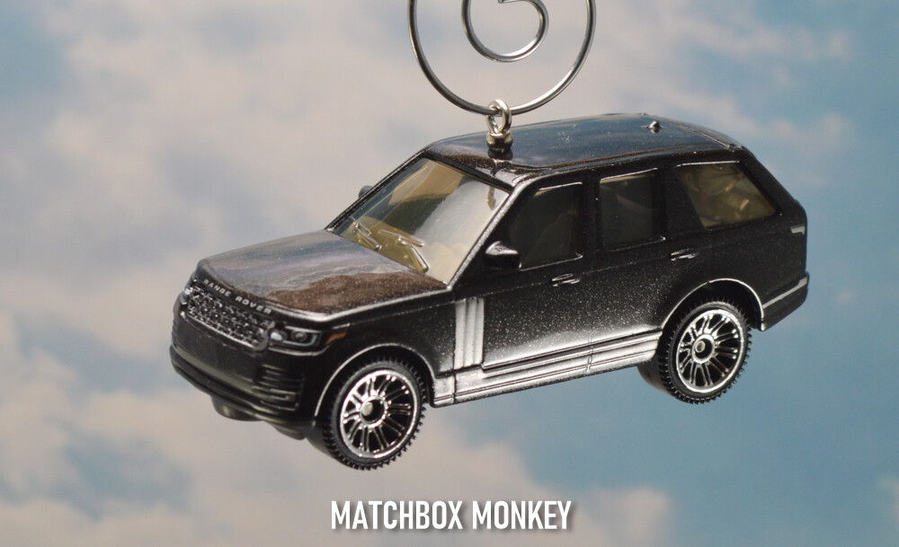 Santorini Black 2018 Range Rover Vogue SE Christmas Ornament 1/64