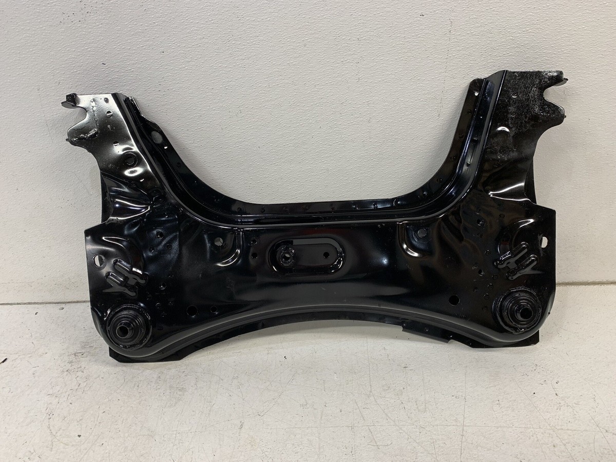 2013-2014 Nissan Sentra front crossmember subframe cradle cross