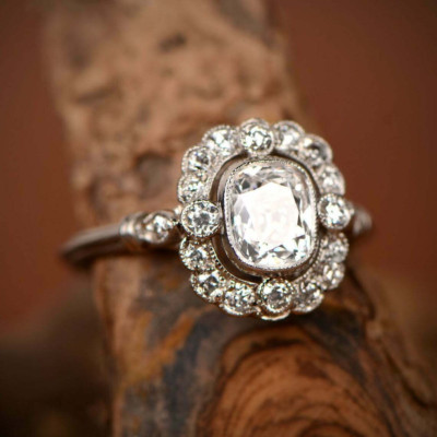Vintage Verlobungsring 2,0Ct Cushion Old Mine Moissanit 14K Weißgold vergoldet