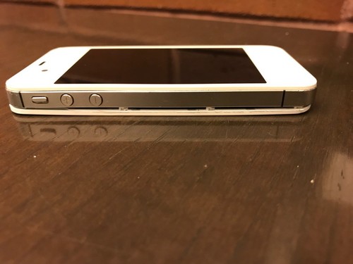 Apple iPhone 4 - White - A1387 - FOR PARTS ONLY - Zdjęcie 2 z 4