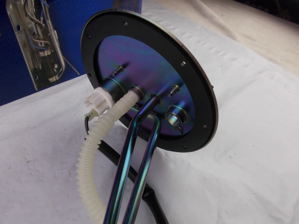 Conjunto de suspensión de bomba de combustible - 2 puertas CARQUEST HS2496299 Foto 3 de 4