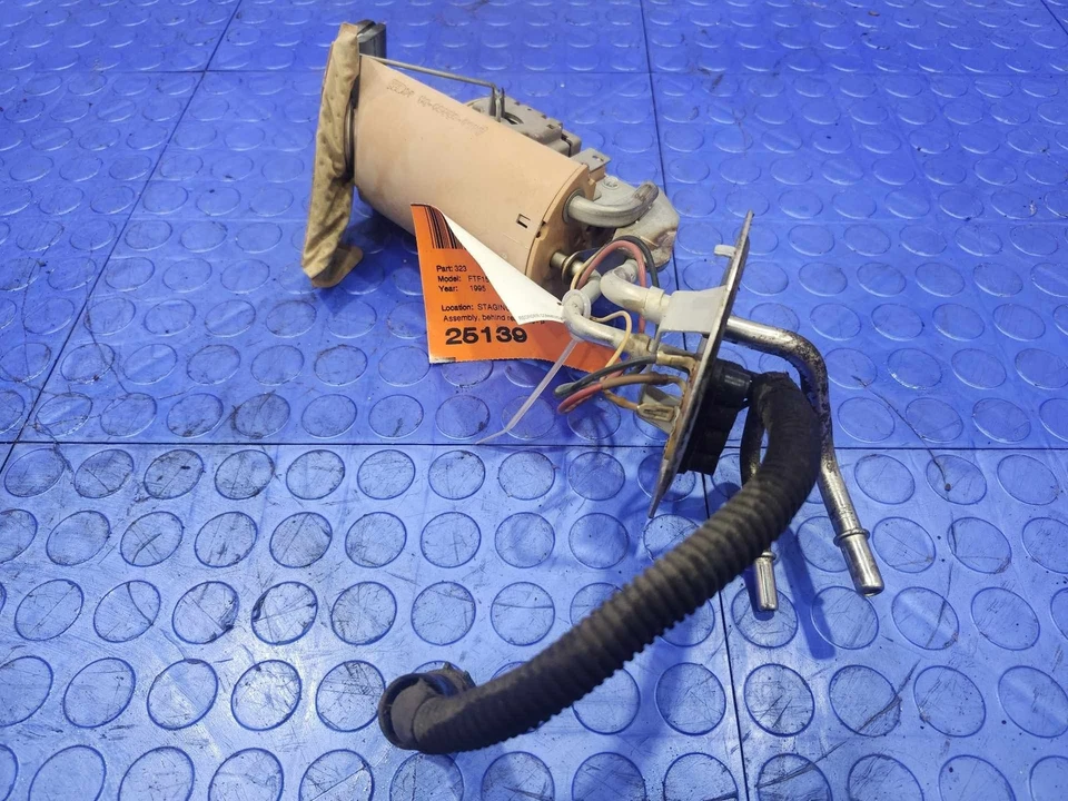 Conjunto de bomba de combustible tanque de combustible trasero eje trasero Ford F-150 F-250 F-350 95 fabricante de equipos originales Foto 2 de 4