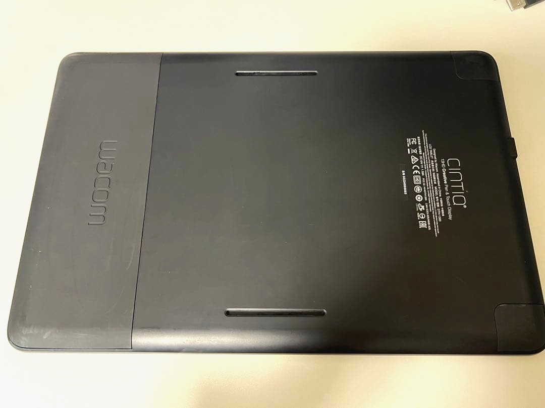【液タブ】CINTIQ_13HD Creative Pen Display中古品 Wacom Cintiq 13hd Creative Pen & Touch Display DTH1300 for sale