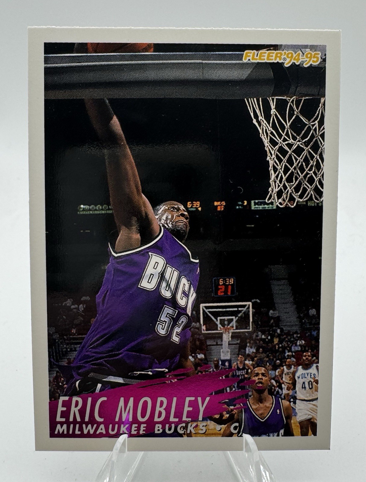 1994-95 Fleer #317 Eric Mobley (RC) Milwaukee Bucks