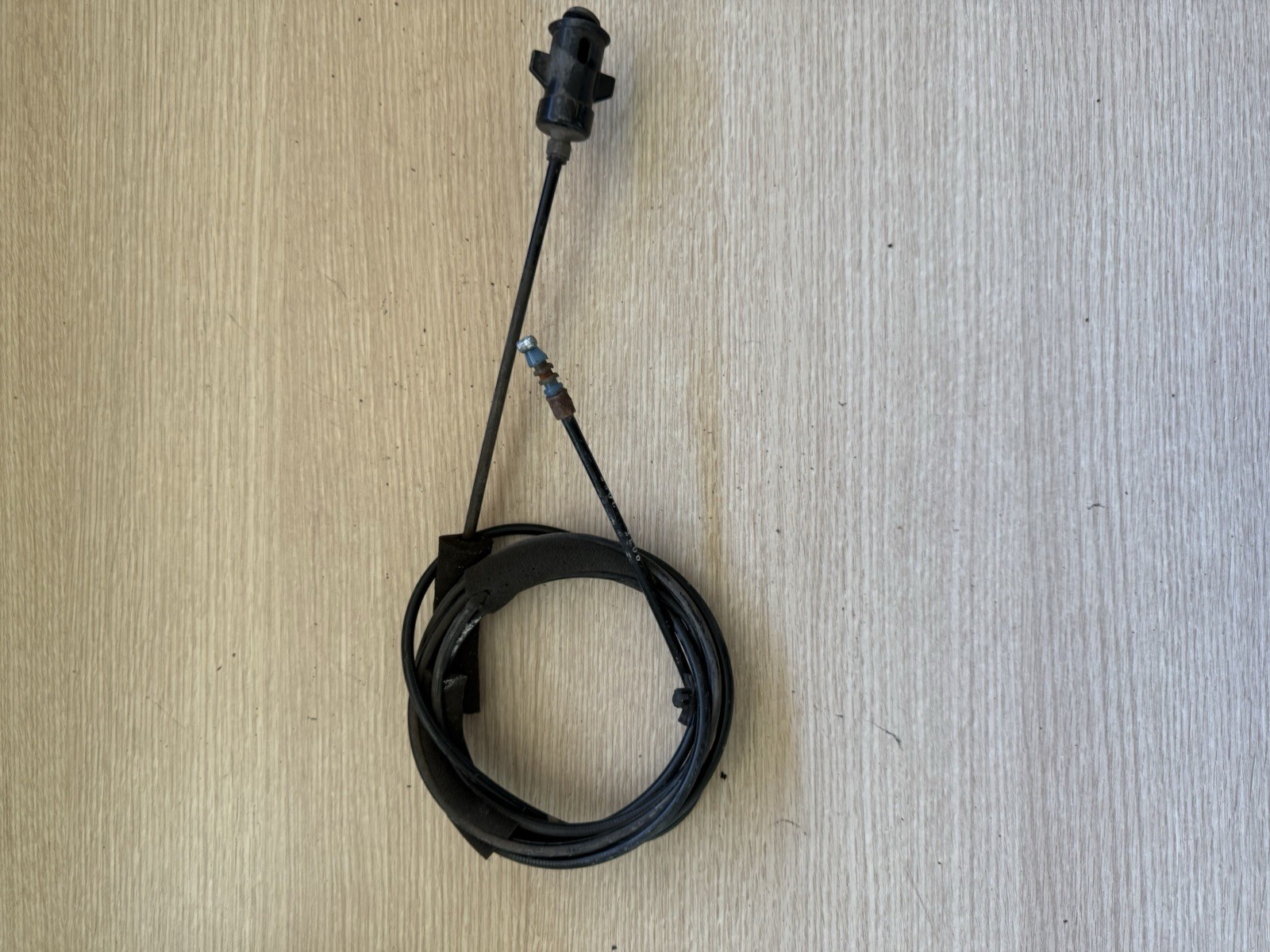 92 93 94 95 96 HONDA Prelude Fuel Lid Opener Cable 74411-SS0-A01  OEM